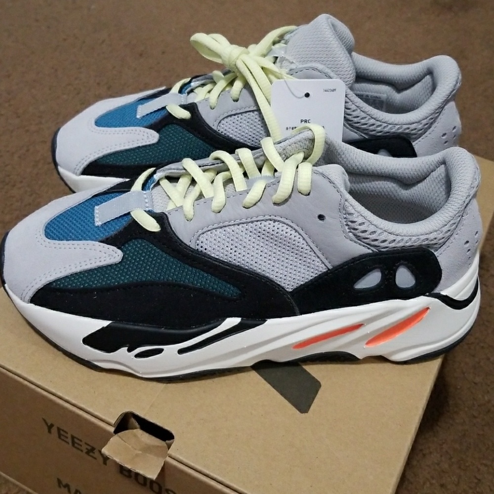 SOLD!!! Yeezy Boost 700 Wave Runner